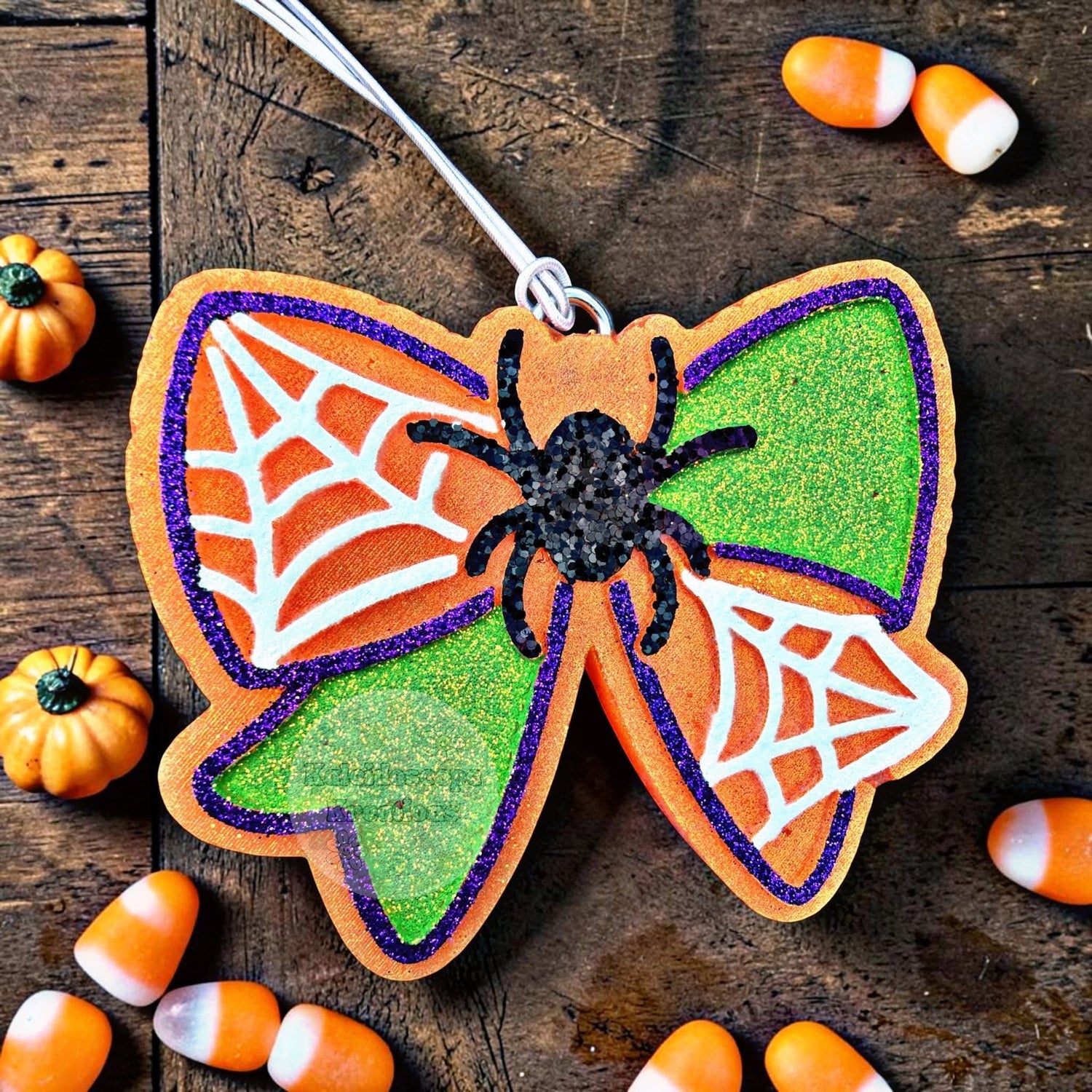 Spider bow silicone freshie mold