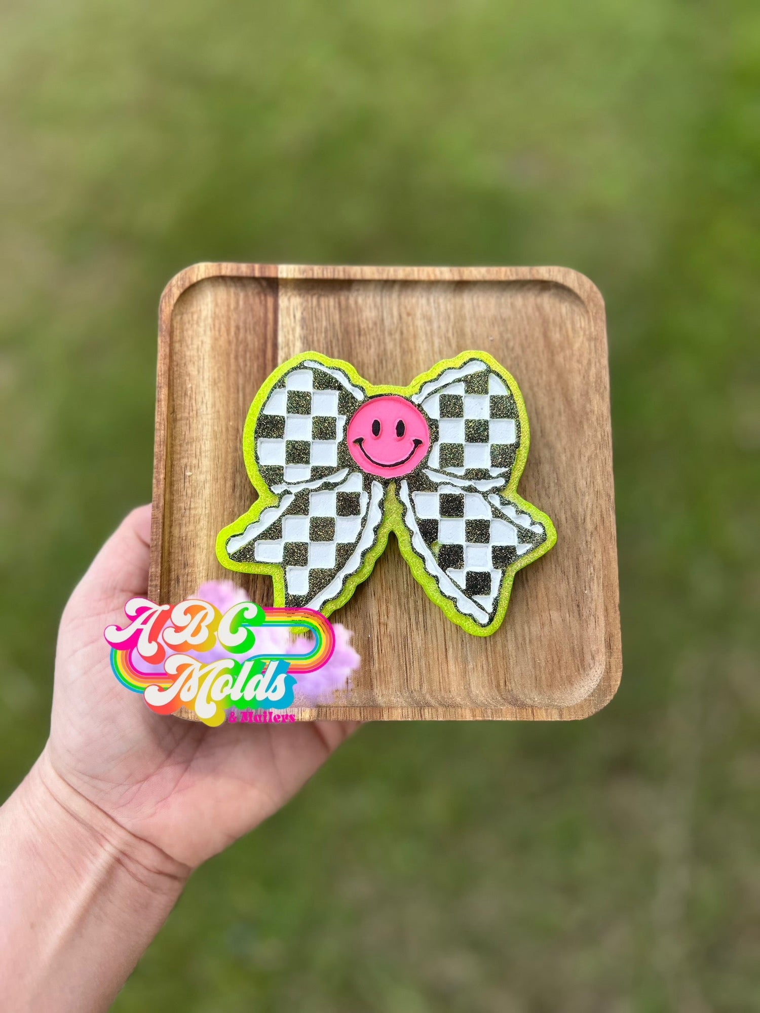Checkered Bow with smile Silicone Mold
