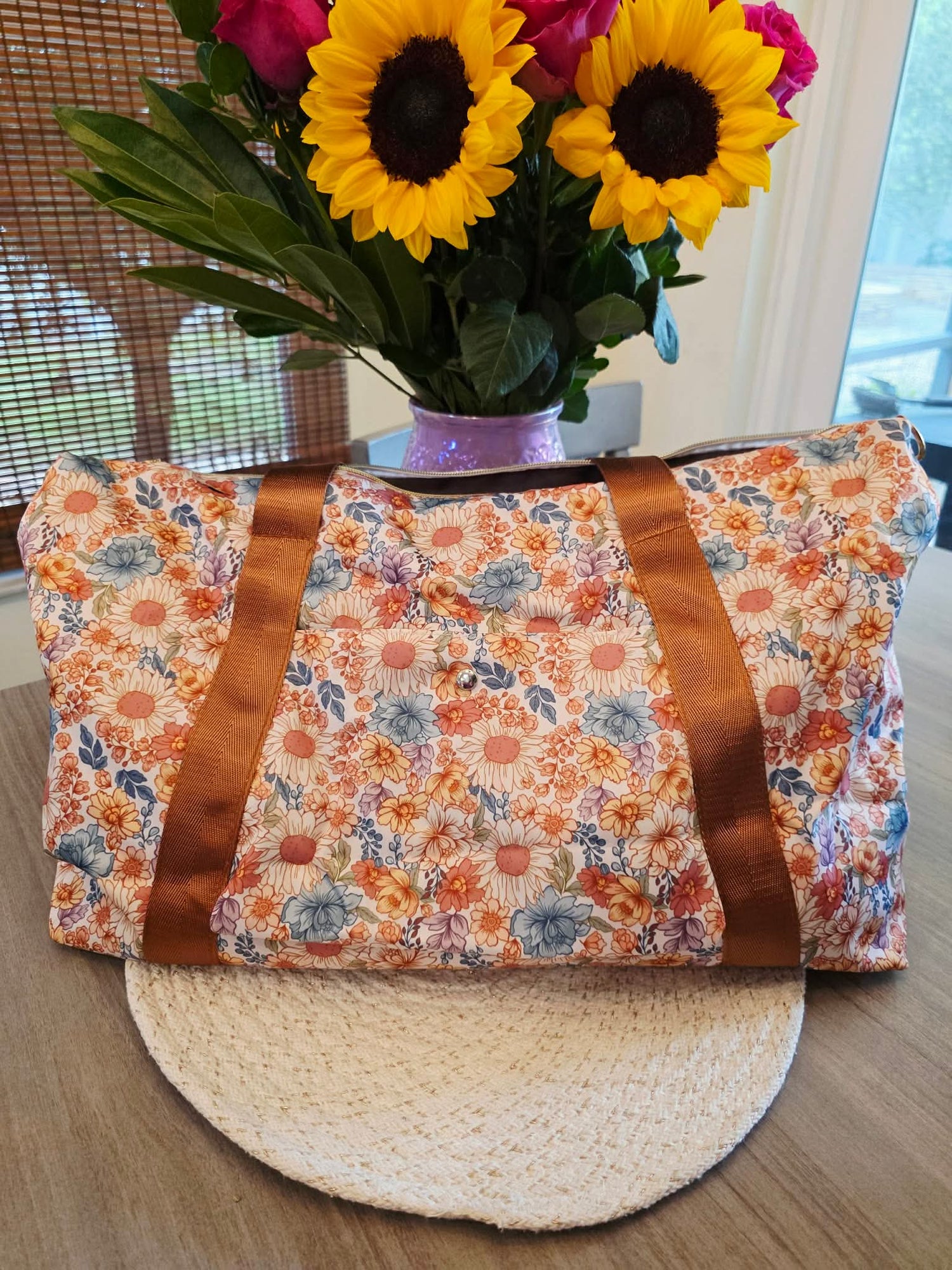 DUFFLE BAG