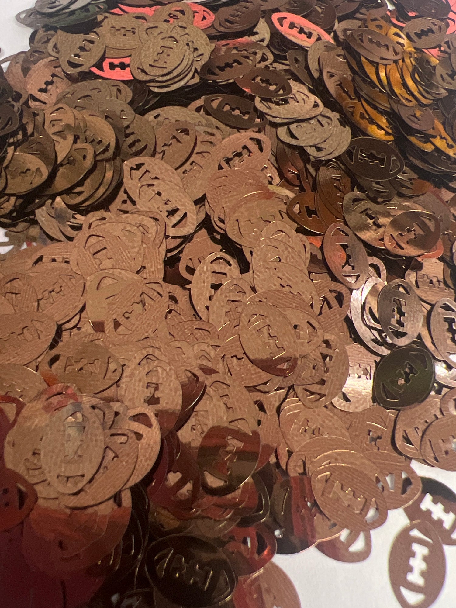 METALLIC FOOTBALL SHAPE GLITTER