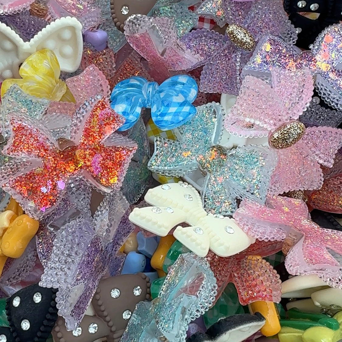 BOW CHARMS (2oz Bag)