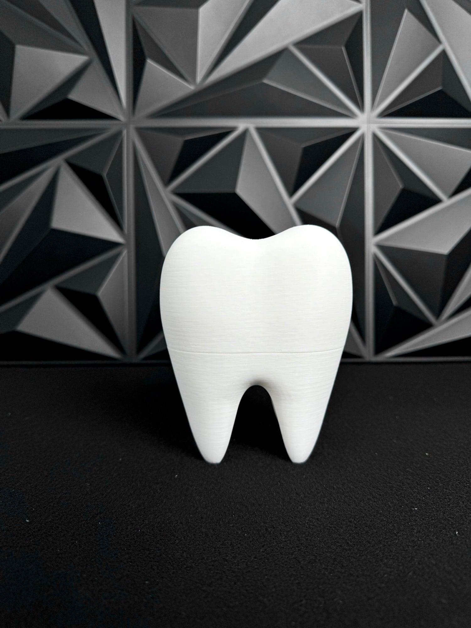 Tooth 3D Tumbler Sleeve