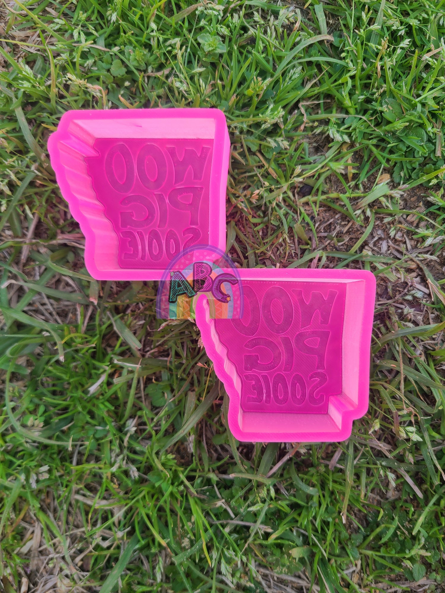 Woo Pig Vents silicone mold